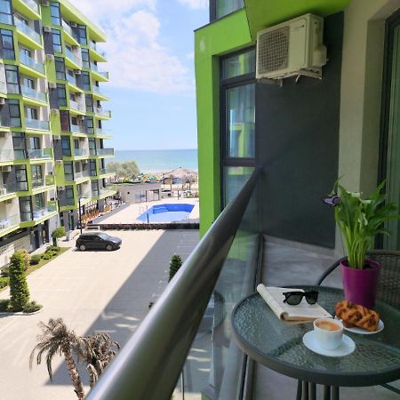 Sole Aparthotel Pool & Spa Mamaia Nord Năvodari Exteriör bild
