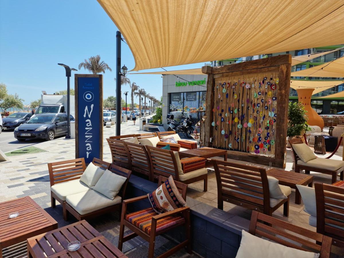 Sole Aparthotel Pool & Spa Mamaia Nord Năvodari Exteriör bild