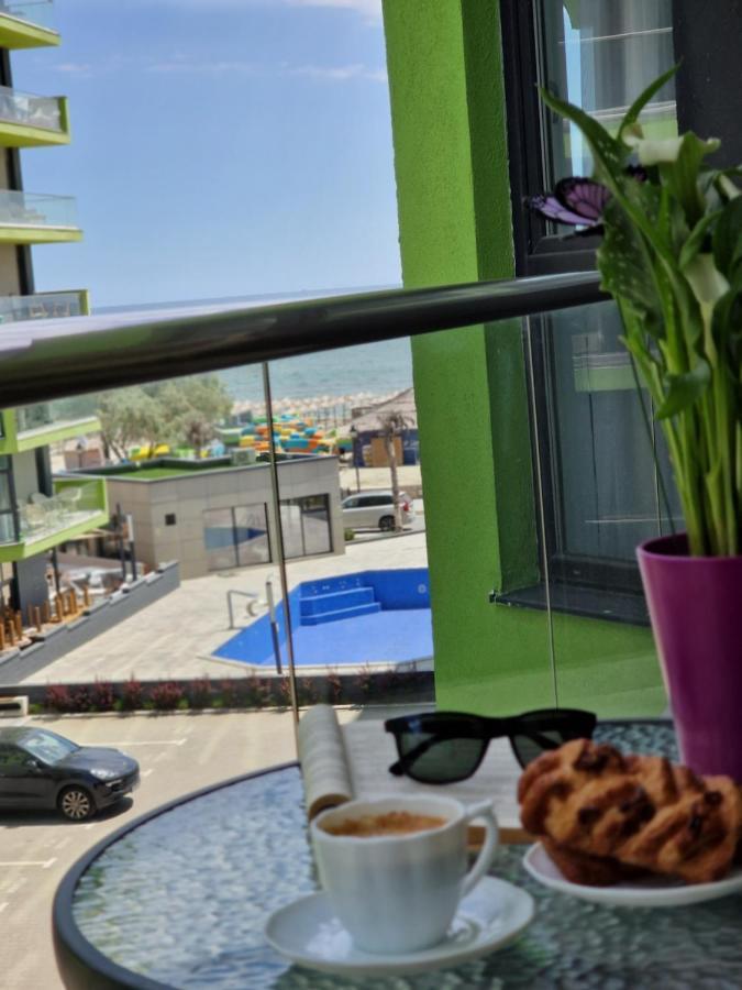 Sole Aparthotel Pool & Spa Mamaia Nord Năvodari Exteriör bild